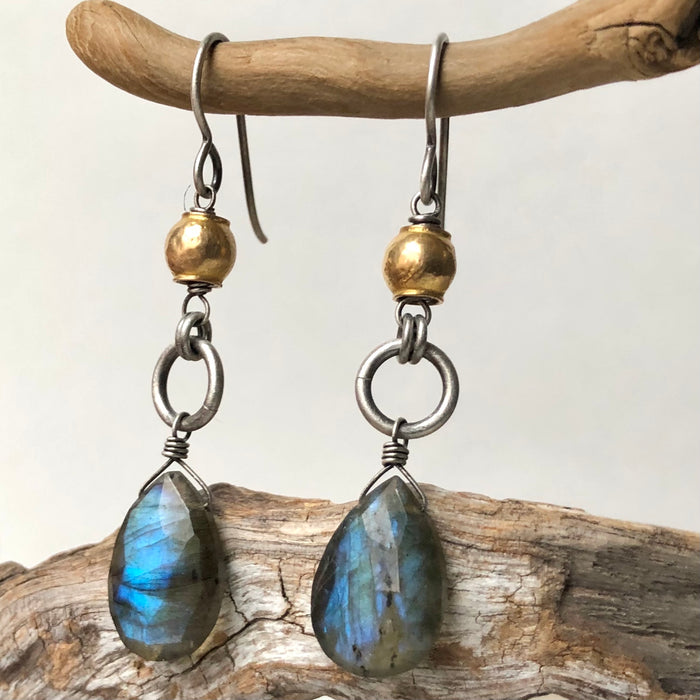 № 152 Antique 18k Gold & Labradorite